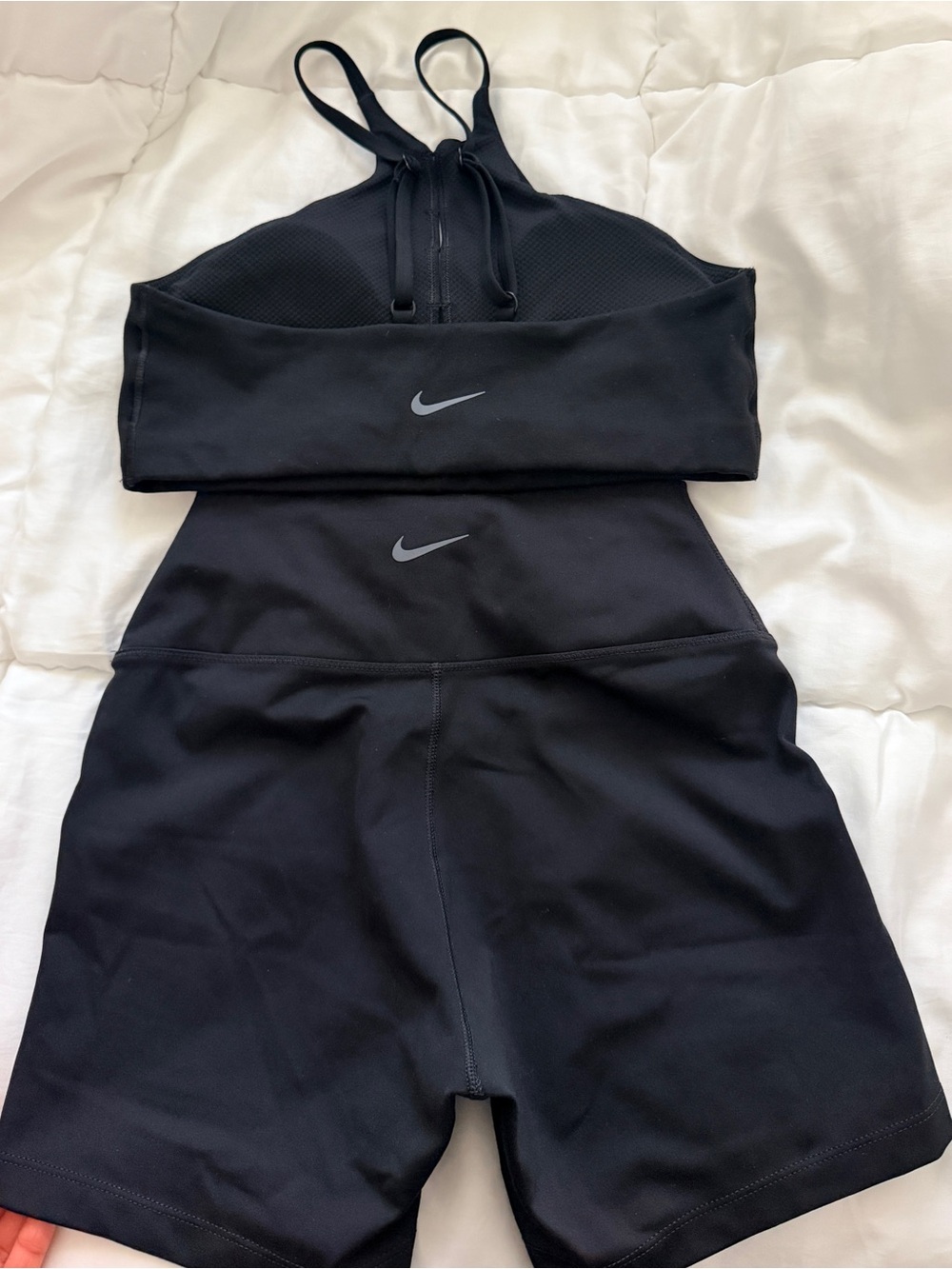 LIKE NEW Bundle of Nike Women’s One Biker Shorts + Halter Neck Sports Bra